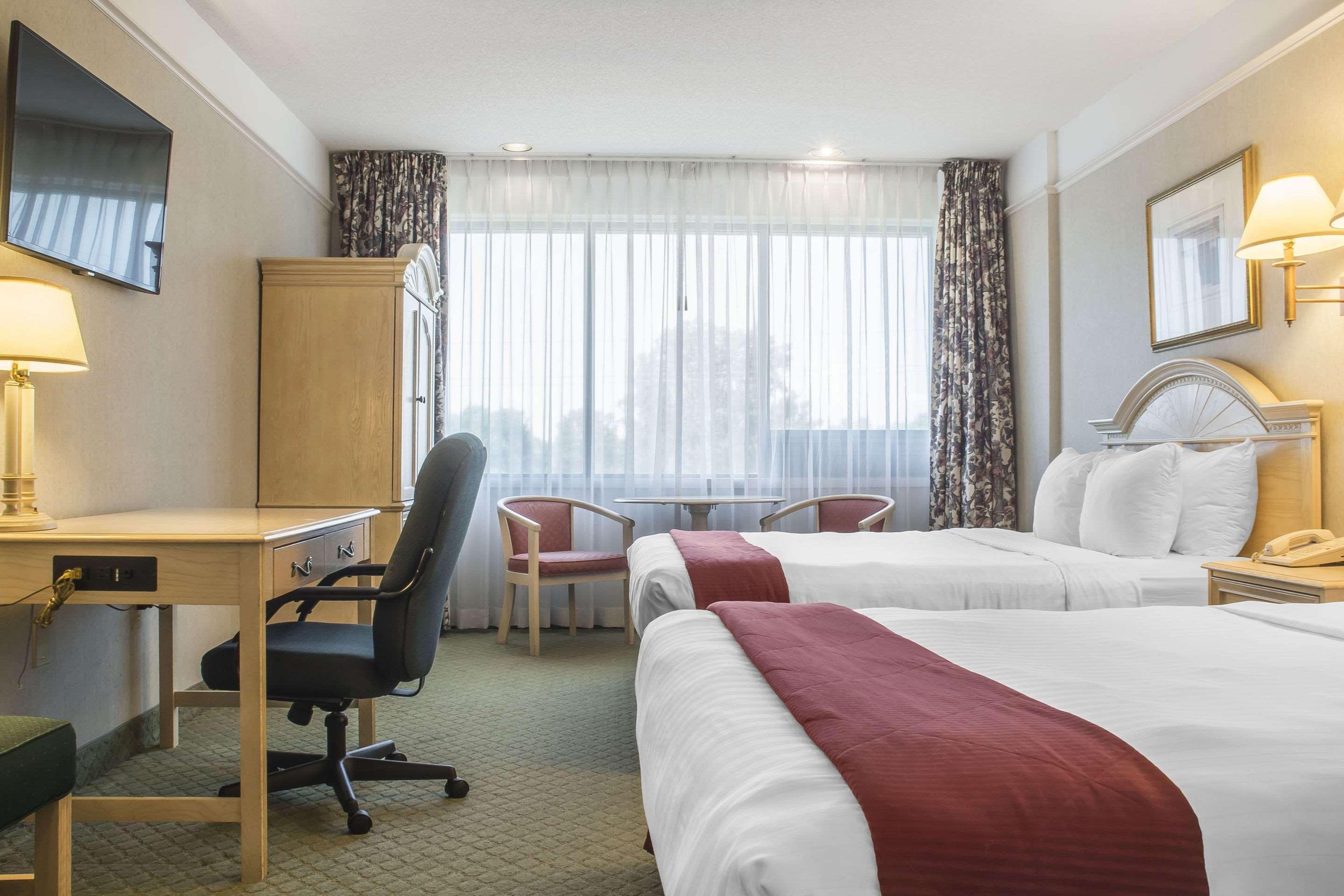 Clarion Hotel & Conference Centre Fort Erie Zewnętrze zdjęcie